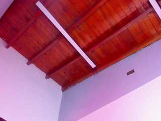 StrikeandSweet live webcam show
