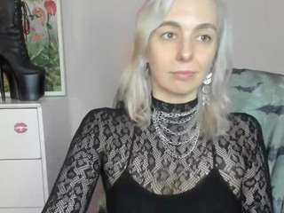 Live cam show with annefantasy
