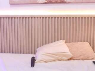 arianna-millers live cam preview