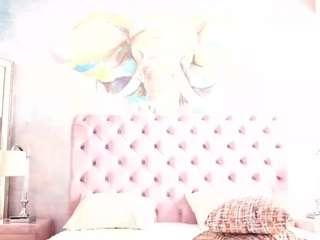 astridvex Live Webcam on CamSoda