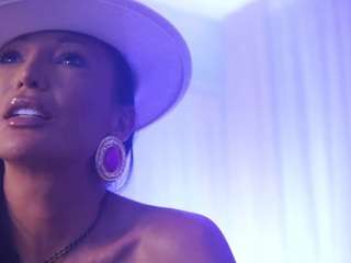 AstridVex live webcam show