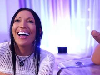 AstridVex live webcam show