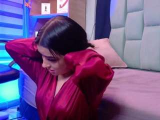 Emilyy05 live webcam show