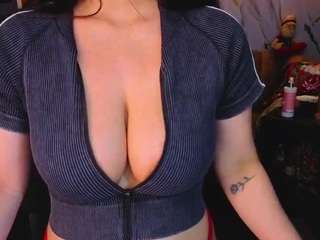 kim-perry-b