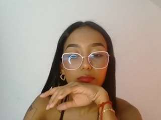 lunnavelour live webcam show