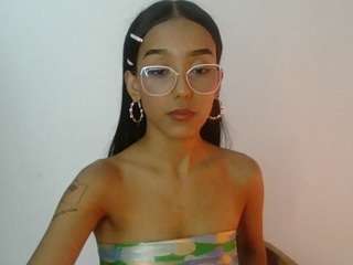 lunnavelour live webcam show