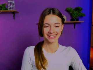 lyra-donna Live Webcam on CamSoda