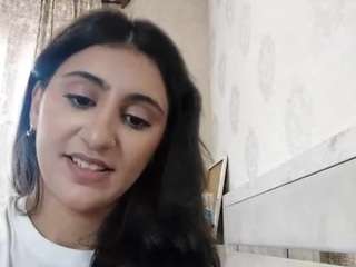 MaxineMcnayr live webcam show
