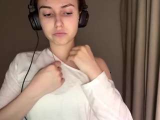 Lia live webcam show