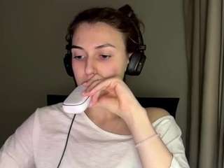 Lia live webcam show
