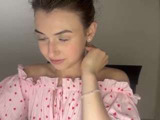 Lia live webcam show