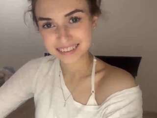 Lia live webcam show
