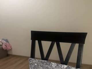 Lia live webcam show