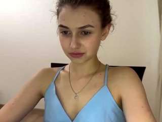 Lia live webcam show