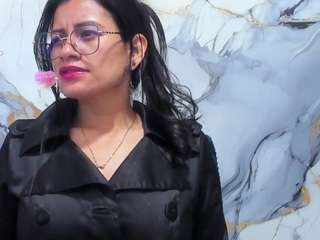 taylorr38 live webcam show