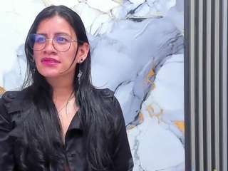 taylorr38 live webcam show