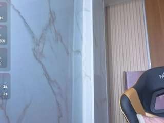 velvet-celeste-b live webcam show