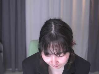 Yui live webcam show