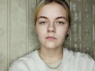 Rina live webcam show