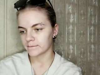 Rina live webcam show