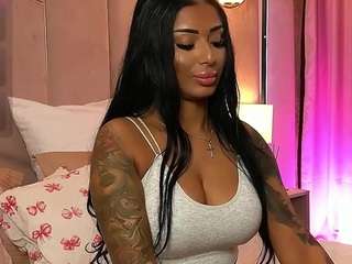 laylavixenn live webcam show