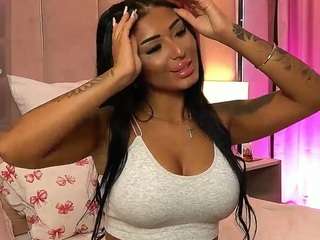 laylavixenn live webcam show
