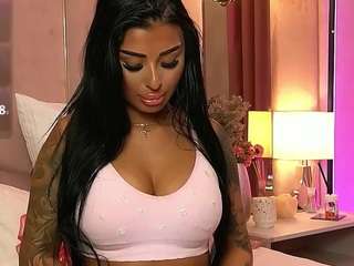 LaylaVixenn live webcam show
