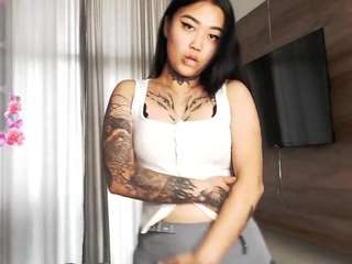 LillGothBaby live webcam show