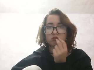 mimidugal's live room