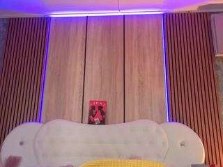 NatAsha live webcam show