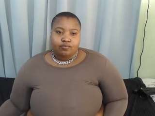 thickassmamie26