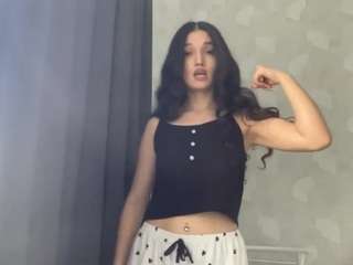 tonifavuzzi Sex Cam Show