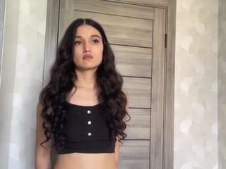 tonifavuzzi Sex Cam Show