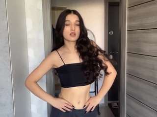tonifavuzzi Sex Cam Show