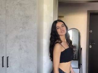 tonifavuzzi Sex Cam Show