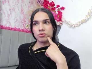 almaazgi live webcam show