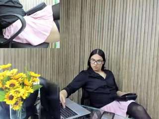 almaazgi's live room