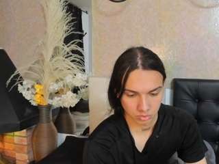 AlmaazGi live cam preview