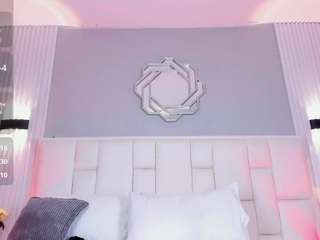 KataThonpson live webcam show