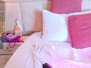laravarela live webcam show