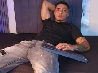 thomass-conor Sex Cam Show