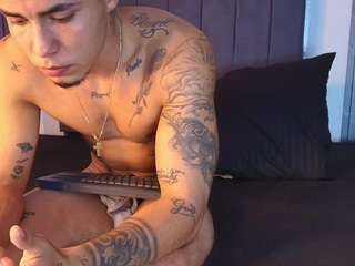 thomass-conor Sex Cam Show