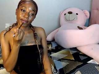 hungrylexx Live Webcam on CamSoda