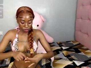 hungrylexx live webcam show