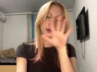 melonietrent's live room