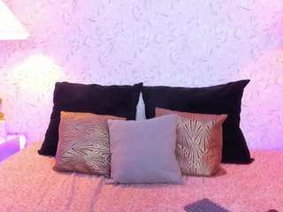 Brenda live webcam show