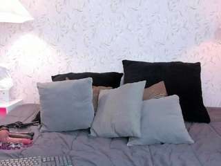 Brenda live cam preview