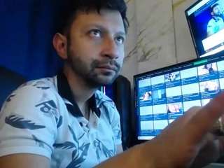 jrlatinstudios