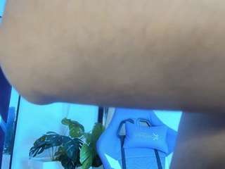 maymaireasm Live Webcam on CamSoda
