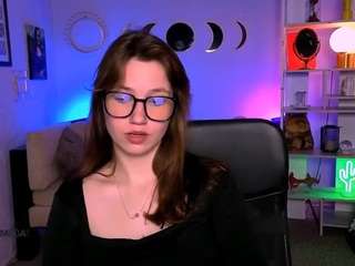 nikolo-rain Live Webcam on CamSoda